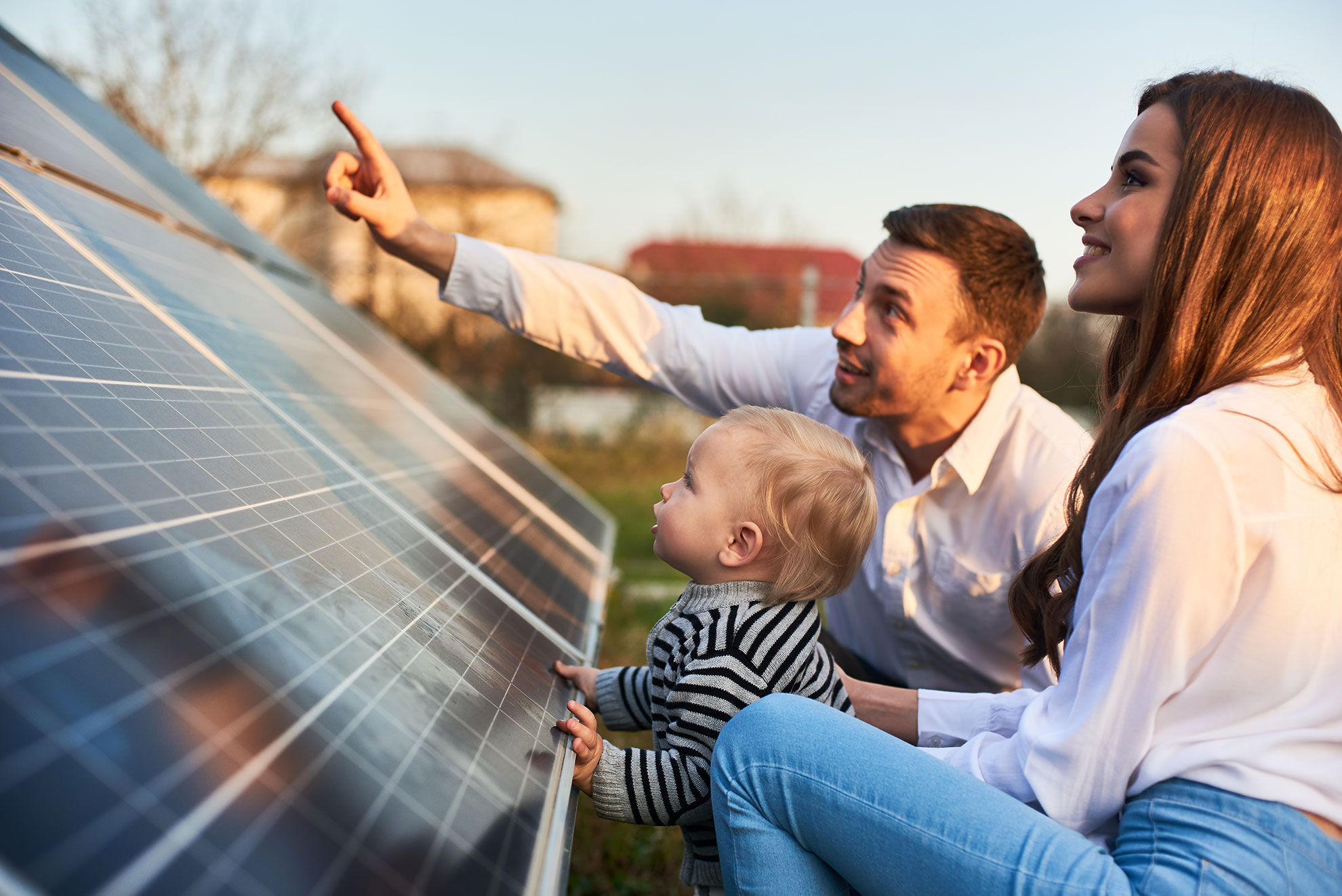 235de41c-sunny-planet-family-solar